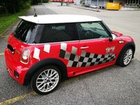 2-mini-2148018-JPQMyyZyhRNK